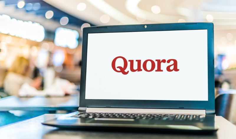 Quora homepage on a laptop
